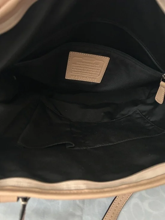 Coach Black Patent Leather w/ Tan Leather Trim Tote Shoulder Bag Purse ♥️♥️ - Picture 9 of 13